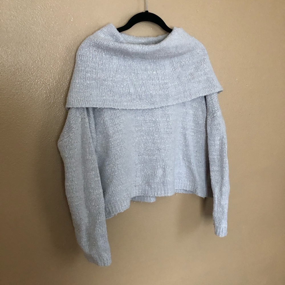 Kimchi Blue Light Grey Sweater Size M